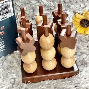 New with tags Stackable 3D tic tac toe Game. Great for office or home! Portable